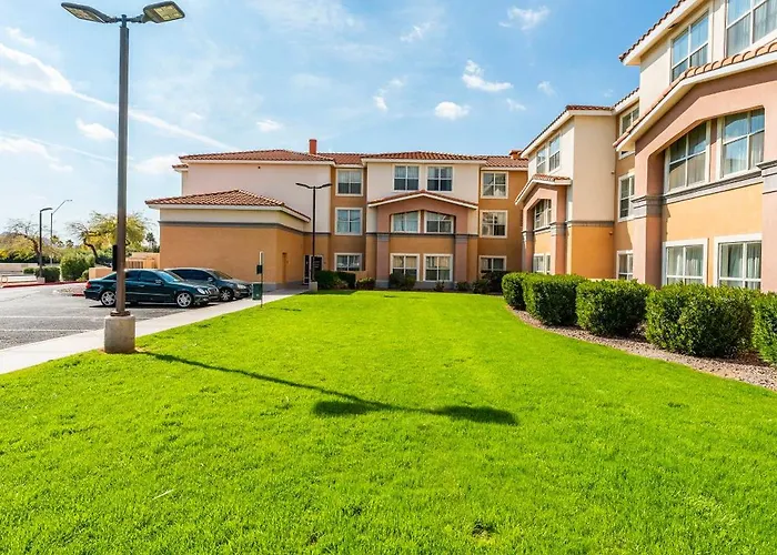 1 Bd 1 Ba Furnished 2 Beds Apartment *