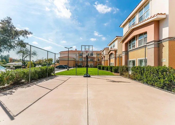 1 Bd 1 Ba Furnished 2 Beds *